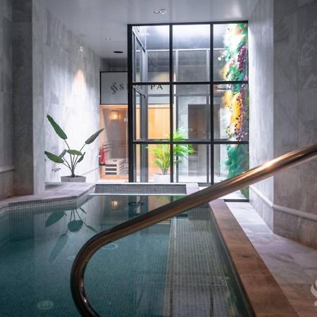 Set Spa Mouscron Bagian luar foto